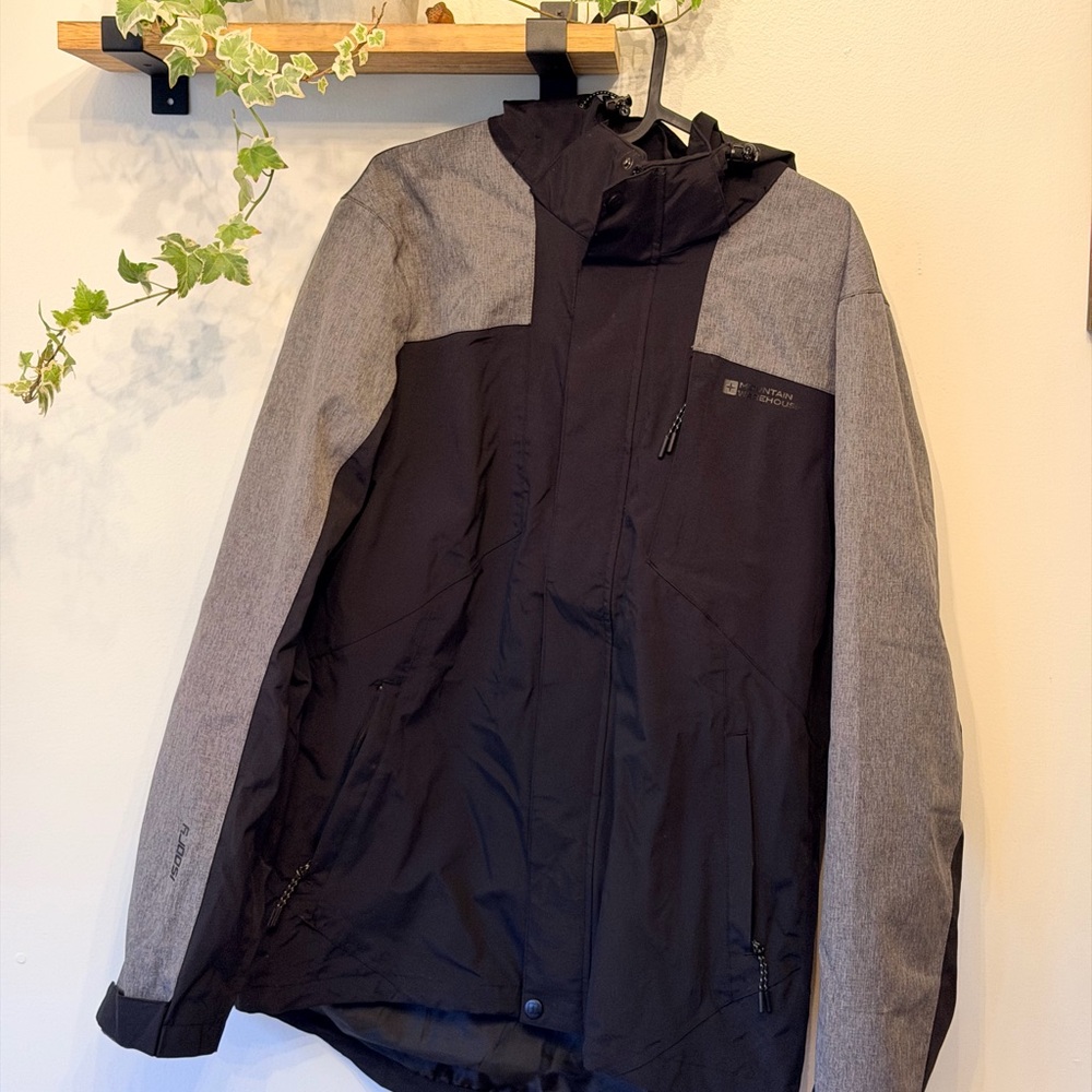 Mountain Warehouse Men’s Waterproof Winter Jacket – Size S